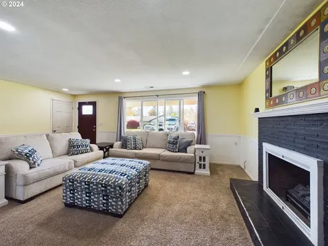 1818 Ne Galloway Street Mcminnville OR 97128