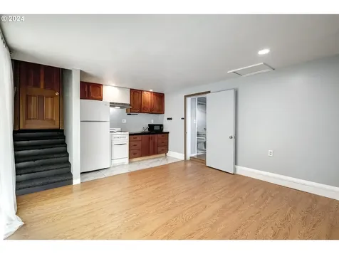 8801 NE Prescott Street Portland OR 97220