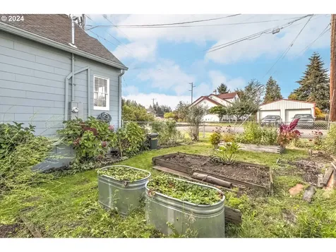 8801 NE Prescott Street Portland OR 97220