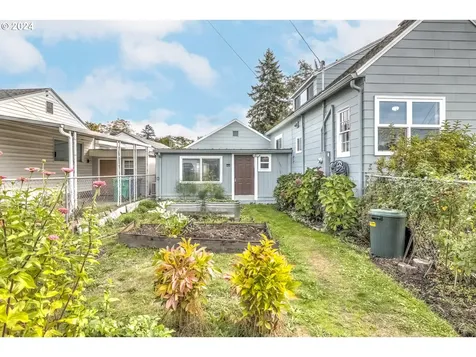 8801 NE Prescott Street Portland OR 97220