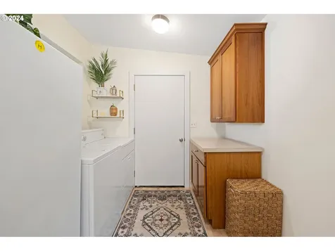 629 18th Street Astoria OR 97103