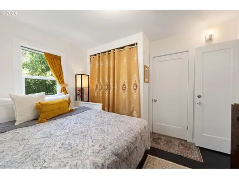 629 18th Street Astoria OR 97103