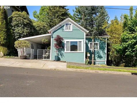 629 18th Street Astoria OR 97103