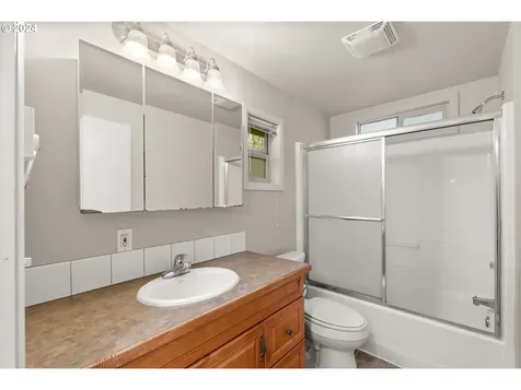 3217 Onyx Place Eugene OR 97405