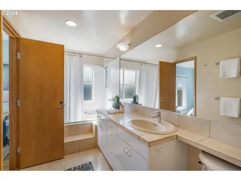 1707 Sw Terrace Drive Portland OR 97201