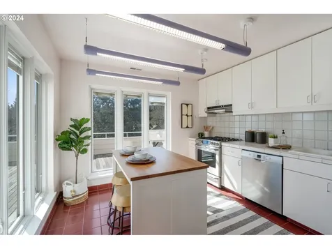 1707 Sw Terrace Drive Portland OR 97201
