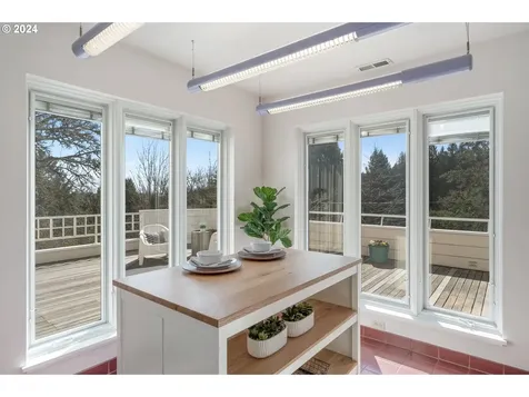 1707 Sw Terrace Drive Portland OR 97201