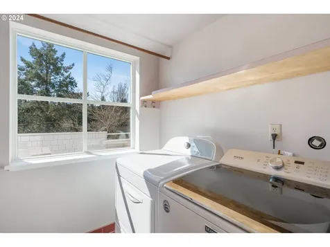 1707 Sw Terrace Drive Portland OR 97201
