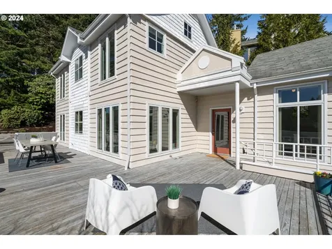1707 Sw Terrace Drive Portland OR 97201