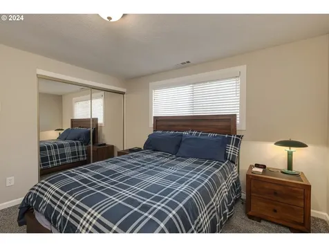 246 Se Pierce Street Estacada OR 97023