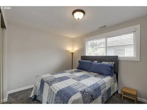 246 Se Pierce Street Estacada OR 97023