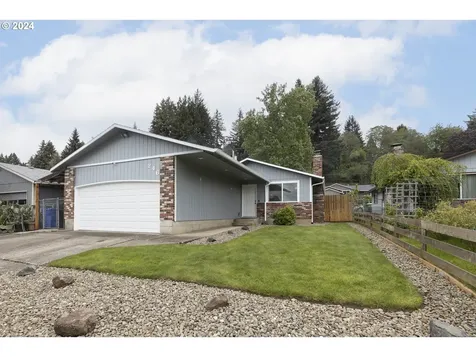 246 Se Pierce Street Estacada OR 97023