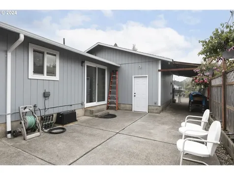 246 Se Pierce Street Estacada OR 97023
