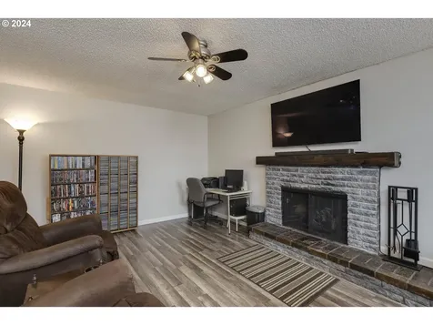 246 Se Pierce Street Estacada OR 97023