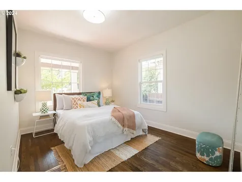 2241 N Winchell Street Portland OR 97217