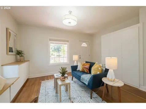2241 N Winchell Street Portland OR 97217