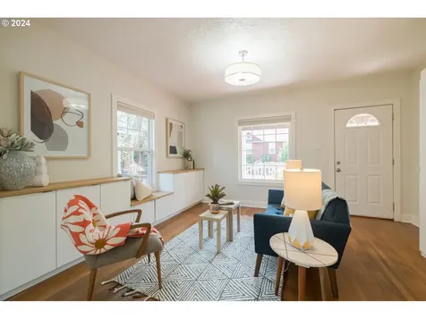 2241 N Winchell Street Portland OR 97217
