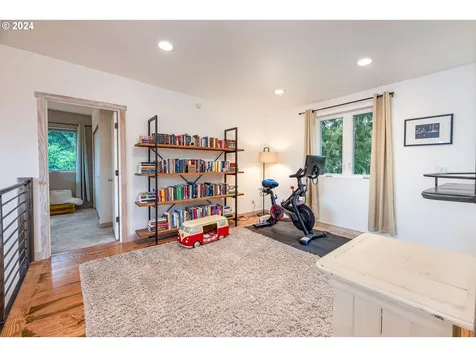 383 Irving Road Eugene OR 97404