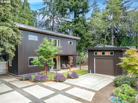 383 Irving Road Eugene OR 97404