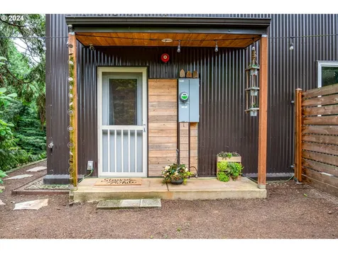 383 Irving Road Eugene OR 97404
