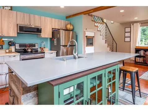 383 Irving Road Eugene OR 97404