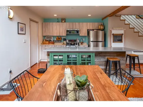 383 Irving Road Eugene OR 97404