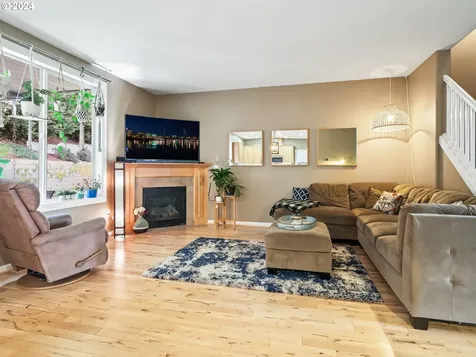 13211 Se Kisor Court Happy Valley OR 97086