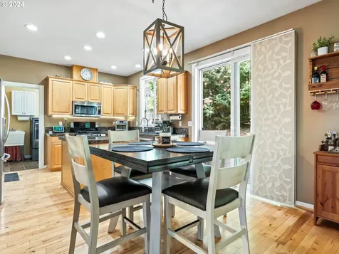 13211 Se Kisor Court Happy Valley OR 97086
