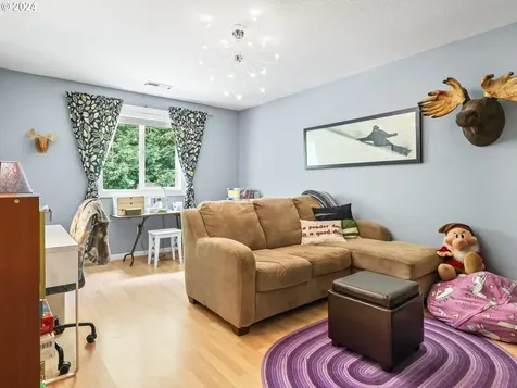 13211 Se Kisor Court Happy Valley OR 97086