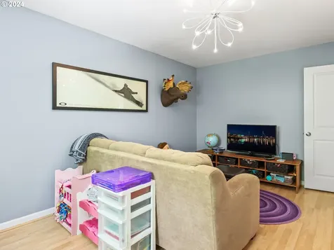 13211 Se Kisor Court Happy Valley OR 97086