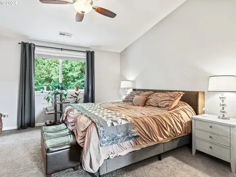 13211 Se Kisor Court Happy Valley OR 97086