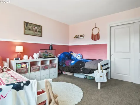 13211 Se Kisor Court Happy Valley OR 97086