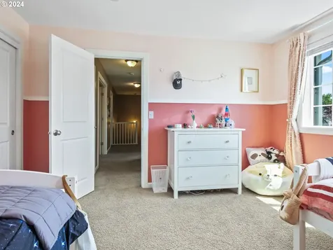 13211 Se Kisor Court Happy Valley OR 97086