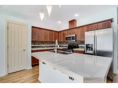 2311 Ne 139th Circle Vancouver WA 98686