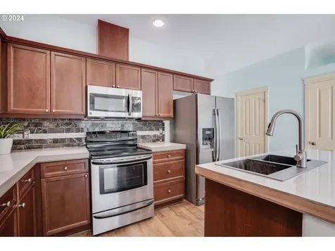 2311 Ne 139th Circle Vancouver WA 98686