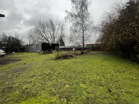 4121 SE Whiteson Road Mcminnville OR 97128