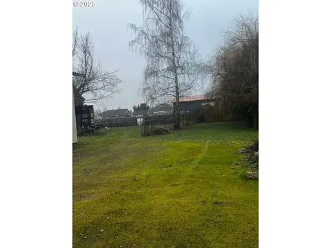 4121 SE Whiteson Road Mcminnville OR 97128