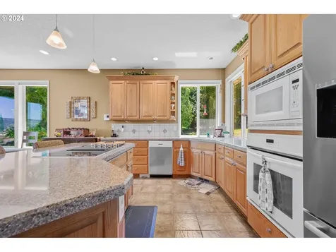 61772 7th Street Columbia City OR 97018