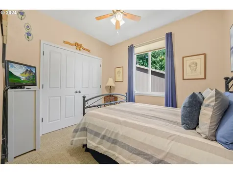 61772 7th Street Columbia City OR 97018