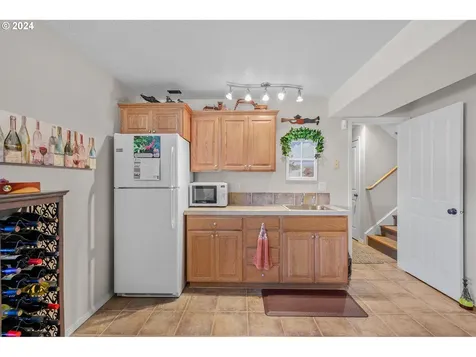 61772 7th Street Columbia City OR 97018