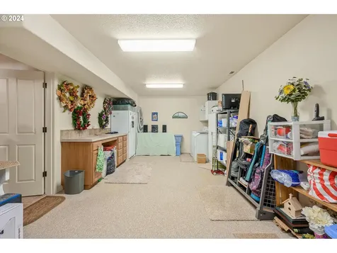 61772 7th Street Columbia City OR 97018