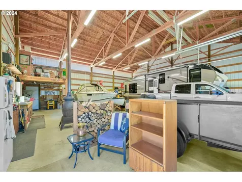 61772 7th Street Columbia City OR 97018
