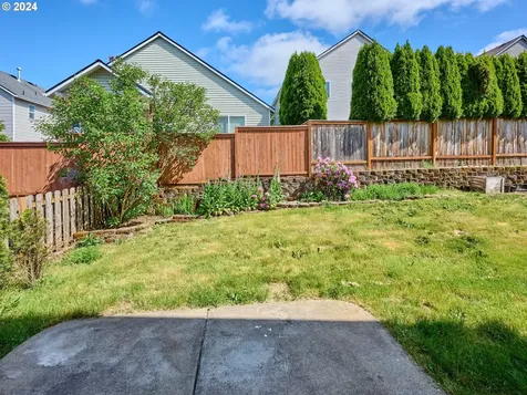 38871 Jerger Street Sandy OR 97055
