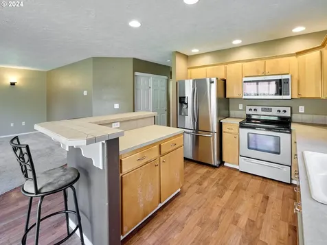 38871 Jerger Street Sandy OR 97055