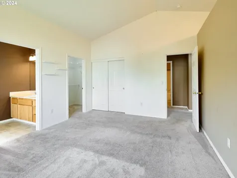 38871 Jerger Street Sandy OR 97055