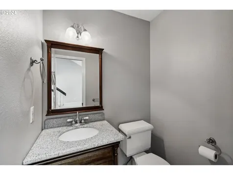 8775 SW Ironstone Place Beaverton OR 97007