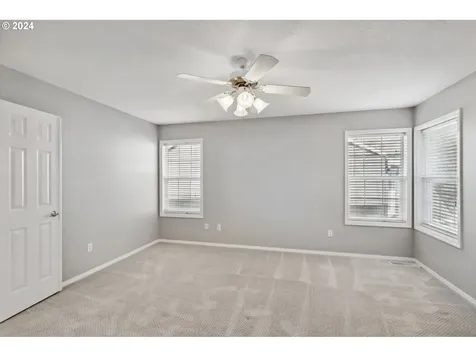 8775 SW Ironstone Place Beaverton OR 97007
