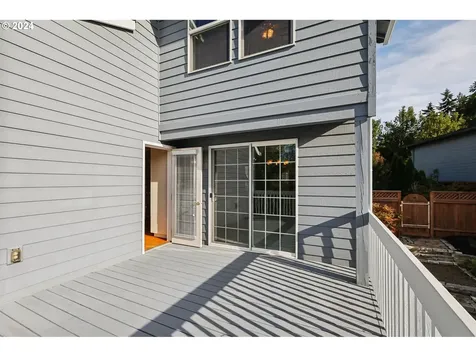 8775 SW Ironstone Place Beaverton OR 97007