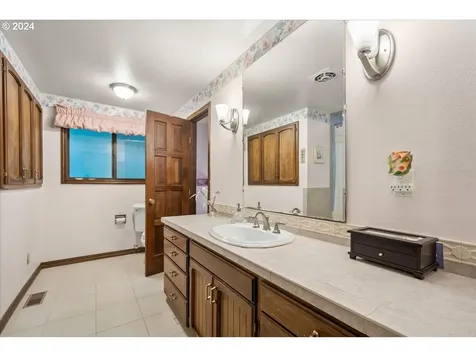 21544 NE Lucia Falls Road Yacolt WA 98675