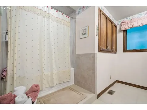 21544 NE Lucia Falls Road Yacolt WA 98675
